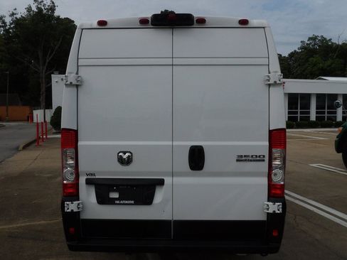 Used 2023 RAM ProMaster 3500 FWD image 3