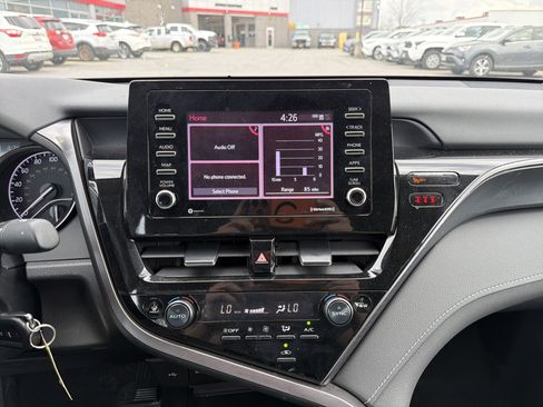 Used 2024 Toyota Camry SE AWD/4WD image 17