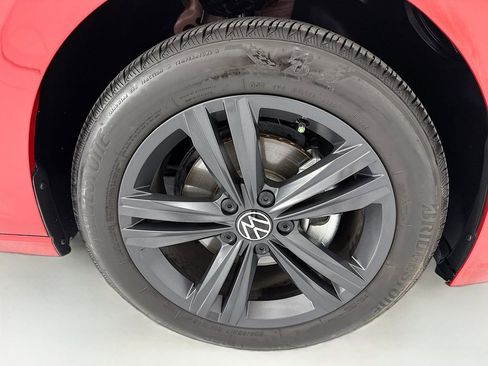 Used 2022 Volkswagen Jetta SE w/ Panoramic Sunroof Package image 30