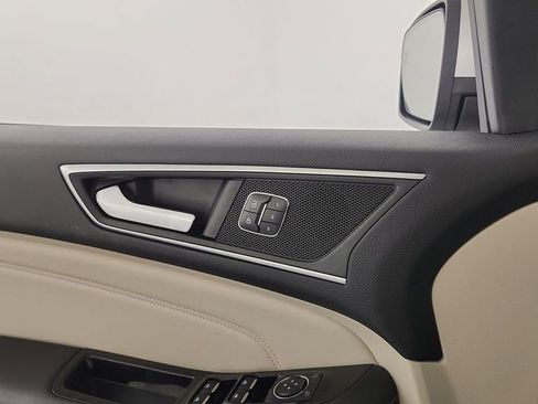 Used 2017 Ford Edge Titanium w/ Equipment Group 302A image 25