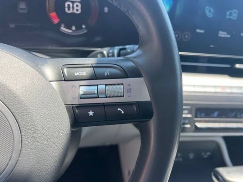Used 2024 Hyundai Kona SEL AWD/4WD image 12