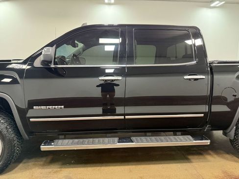 Used 2017 GMC Sierra 1500 SLT image 39