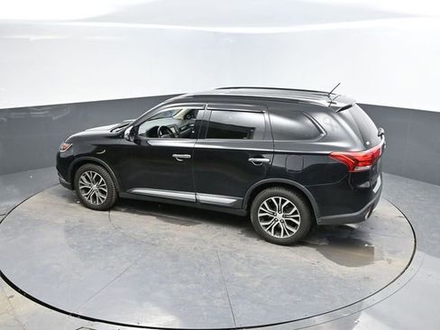 Used 2016 Mitsubishi Outlander SEL image 31