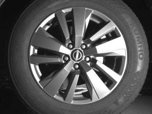 Used 2024 Nissan Pathfinder S FWD image 14