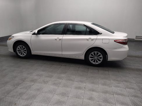 Used 2015 Toyota Camry LE FWD image 3