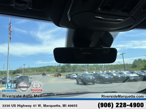 Used 2025 Jeep Grand Cherokee Laredo X w/ Luxury Tech Group I AWD/4WD image 19