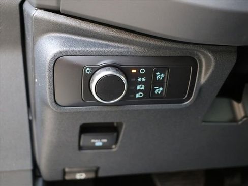 New 2025 Ford Bronco Base image 31