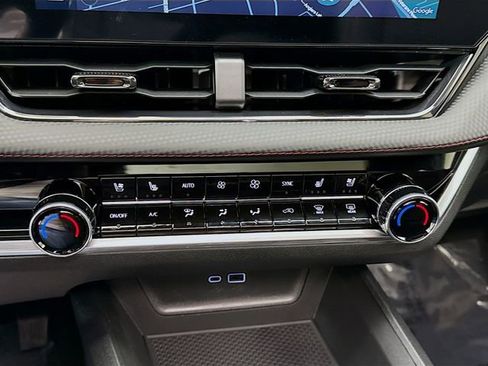 New 2026 Chevrolet Equinox RS image 18