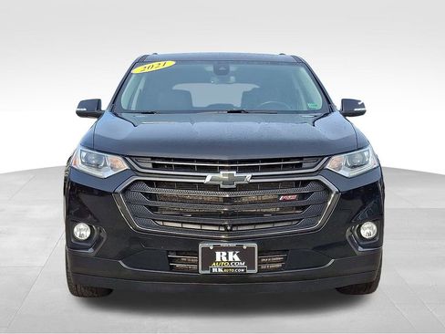 Used 2021 Chevrolet Traverse RS image 2