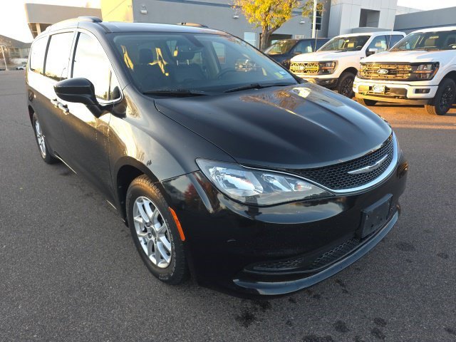 Used 2021 Chrysler Voyager Lxi FWD image 8