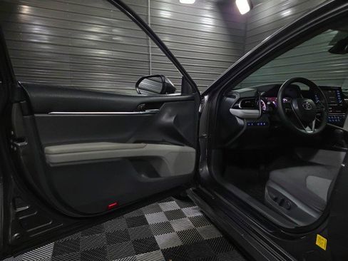 Used 2021 Toyota Camry LE w/ Cold Weather Package AWD/4WD image 29