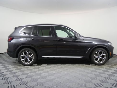 Used 2024 BMW X3 sDrive30i image 2