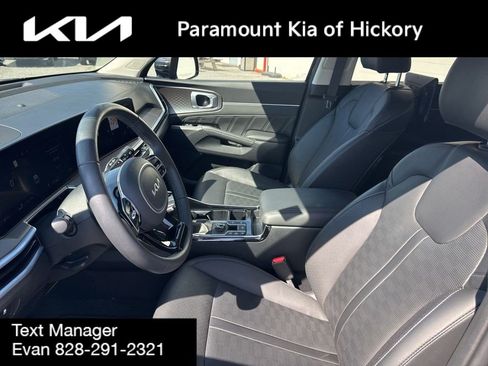 Used 2025 Kia Sorento SX FWD image 27