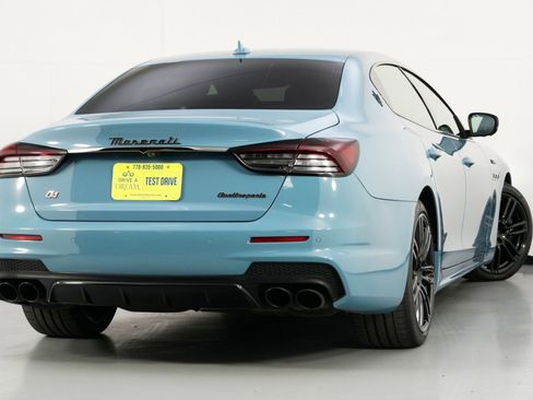 Used 2022 Maserati Quattroporte Modena Q4 image 5