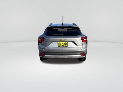 New 2025 Chevrolet Trax LT w/ LT Convenience Package image 6