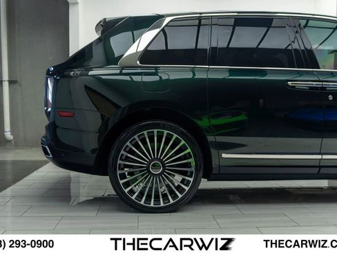 Used 2019 Rolls-Royce Cullinan AWD/4WD image 25