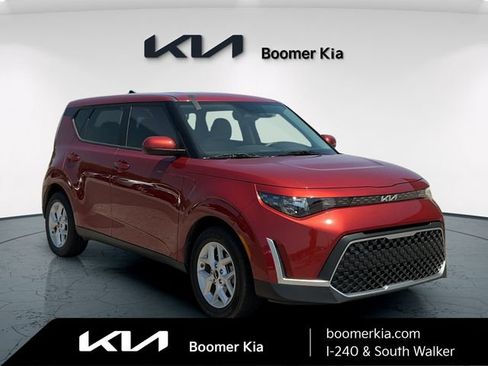 Certified 2024 Kia Soul LX w/ Option Group 015 FWD image 3