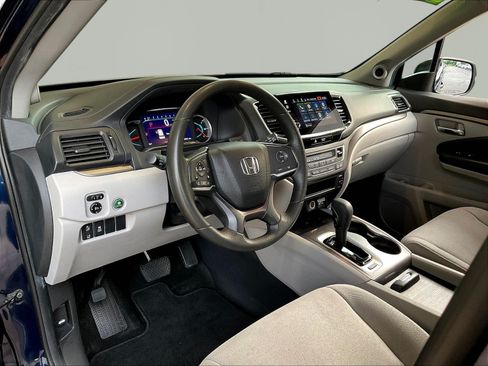 Used 2020 Honda Pilot EX image 17