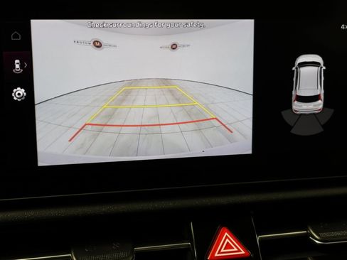 Used 2024 Kia Niro EX image 7