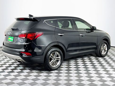 Used 2017 Hyundai Santa Fe Sport image 10