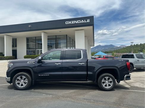 Used 2025 GMC Sierra 1500 SLT image 9