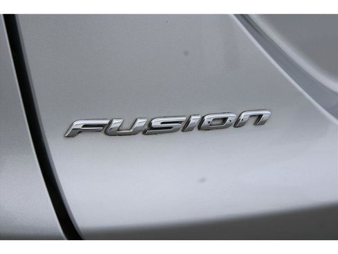 Used 2017 Ford Fusion Titanium AWD/4WD image 37