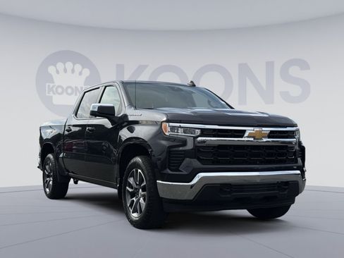 Used 2024 Chevrolet Silverado 1500 LT AWD/4WD image 10