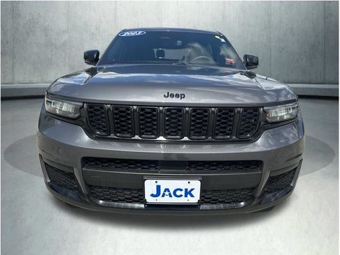 Used 2023 Jeep Grand Cherokee L Laredo AWD/4WD image 11