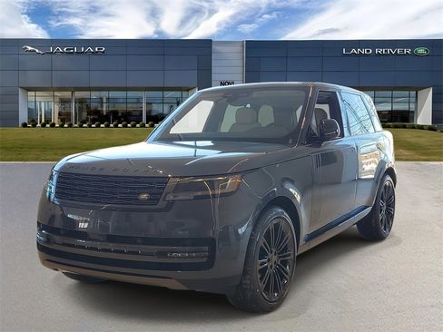 New 2026 Land Rover Range Rover SE image 1