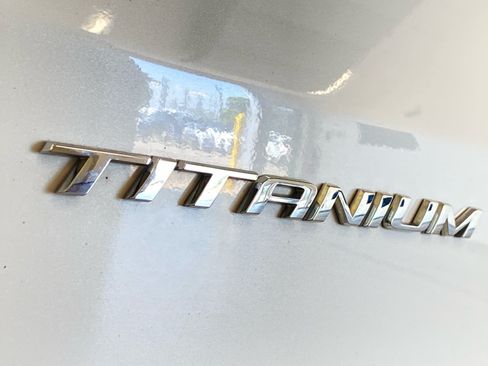 Used 2024 Ford Edge Titanium w/ Equipment Group 301A AWD/4WD image 7
