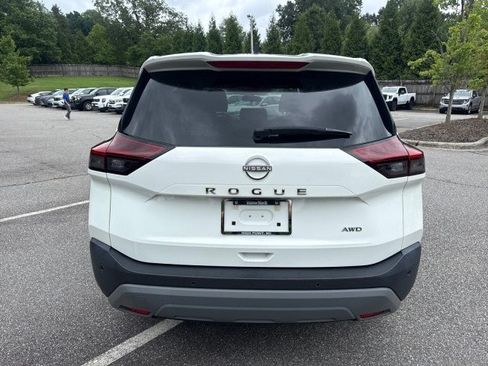 Used 2023 Nissan Rogue S AWD/4WD image 6