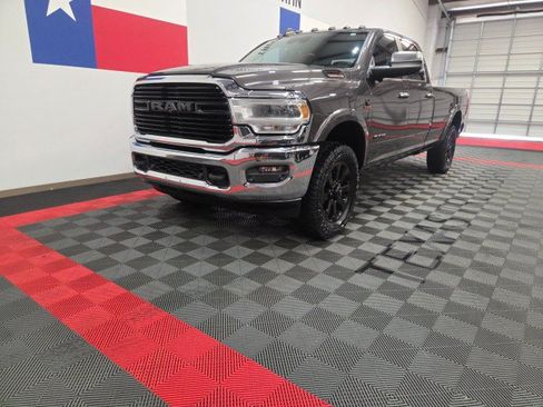 Used 2019 RAM 3500 Laramie AWD/4WD image 3