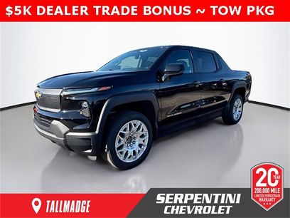 New 2026 Chevrolet Silverado EV W/T w/ LPO, Custom Package