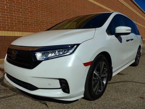 Used 2022 Honda Odyssey Touring image 5