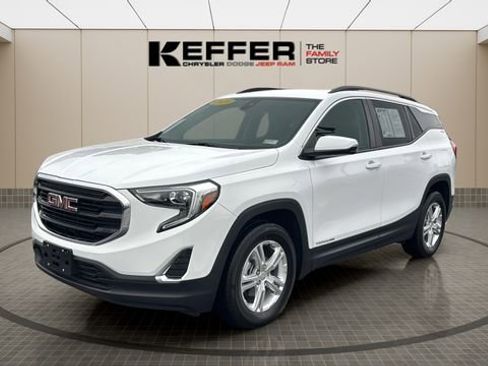 Used 2020 GMC Terrain SLE w/ Driver Convenience Package image 1