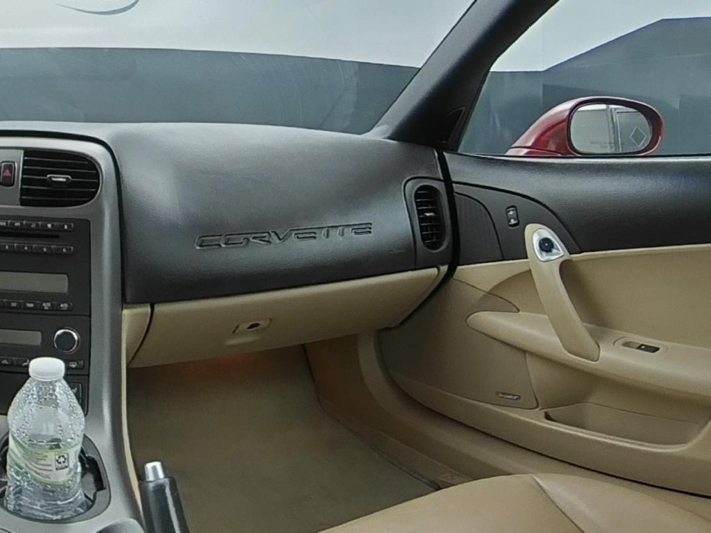 Used 2006 Chevrolet Corvette Coupe w/ Preferred Equipment Group RWD image 15