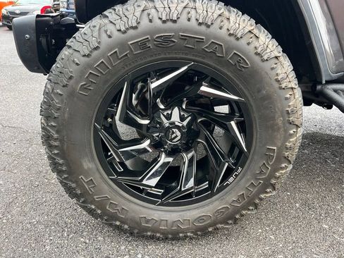 Used 2019 Jeep Wrangler Unlimited Rubicon image 13