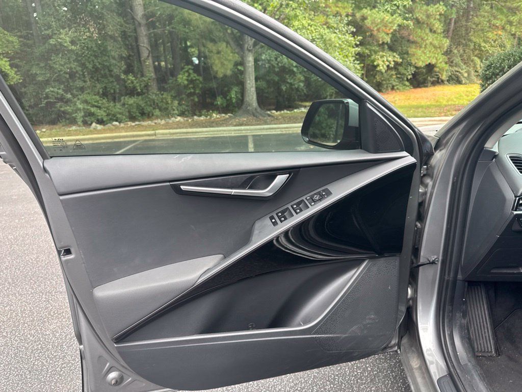 Used 2024 Kia Niro Wind FWD image 7