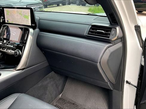 Used 2024 Lexus LX 600 F Sport image 16