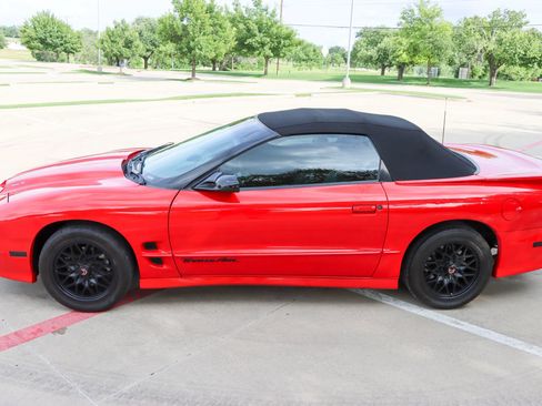 Used 1999 Pontiac Firebird Trans Am RWD image 40