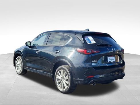 Used 2023 MAZDA CX-5 Signature image 8