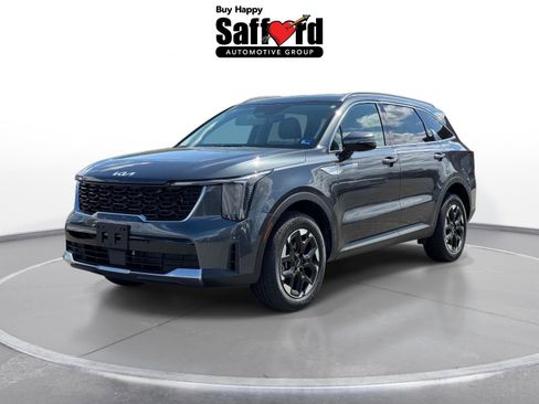 Certified 2024 Kia Sorento S image 1