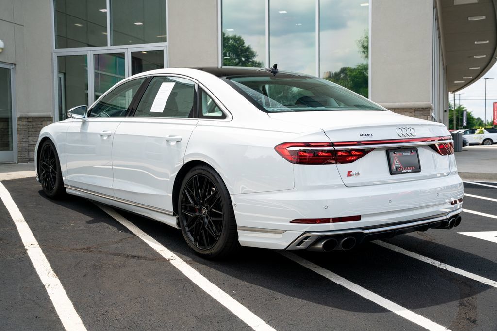 Used 2023 Audi S8 AWD/4WD image 19