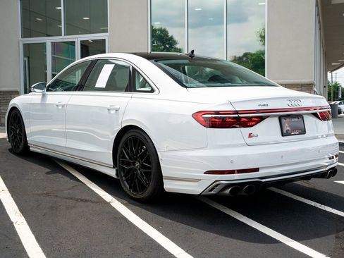 Used 2023 Audi S8 AWD/4WD image 19