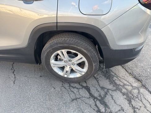 Certified 2024 GMC Terrain SLE image 14