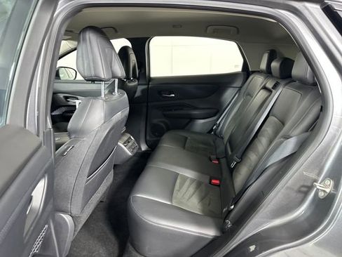 Used 2023 Nissan Ariya AWD image 25