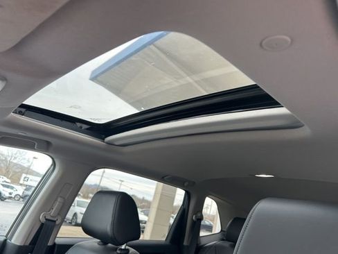 Used 2023 Honda CR-V EX-L image 24