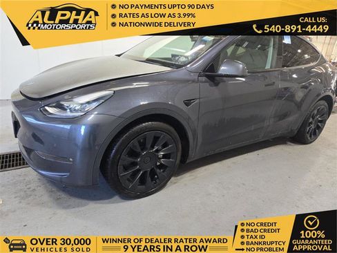 Used 2021 Tesla Model Y Long Range image 1