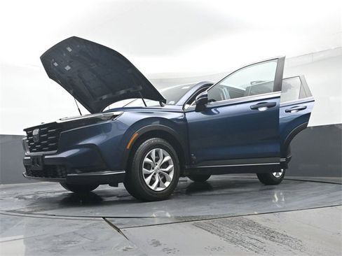 Used 2023 Honda CR-V LX image 44