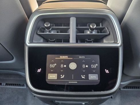 Used 2024 Lucid Air Touring AWD/4WD image 82